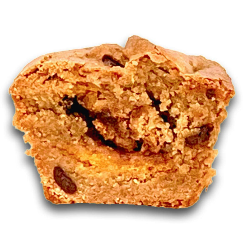Cookie dough Macarownie cut in half