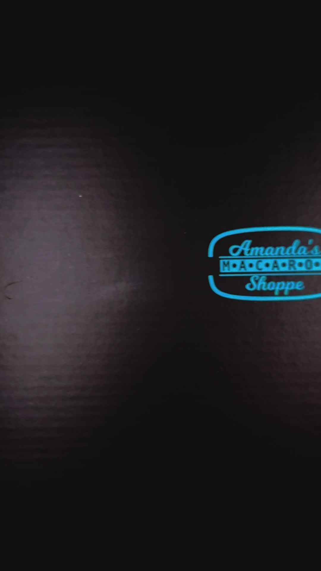 short hero clip of the 50 pack gift box at various angles